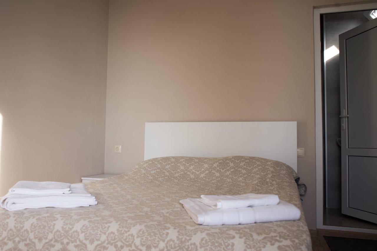 Nira Hotel ゴニオ エクステリア 写真