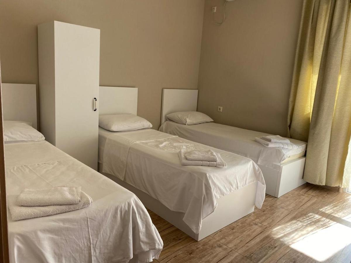 Nira Hotel ゴニオ エクステリア 写真
