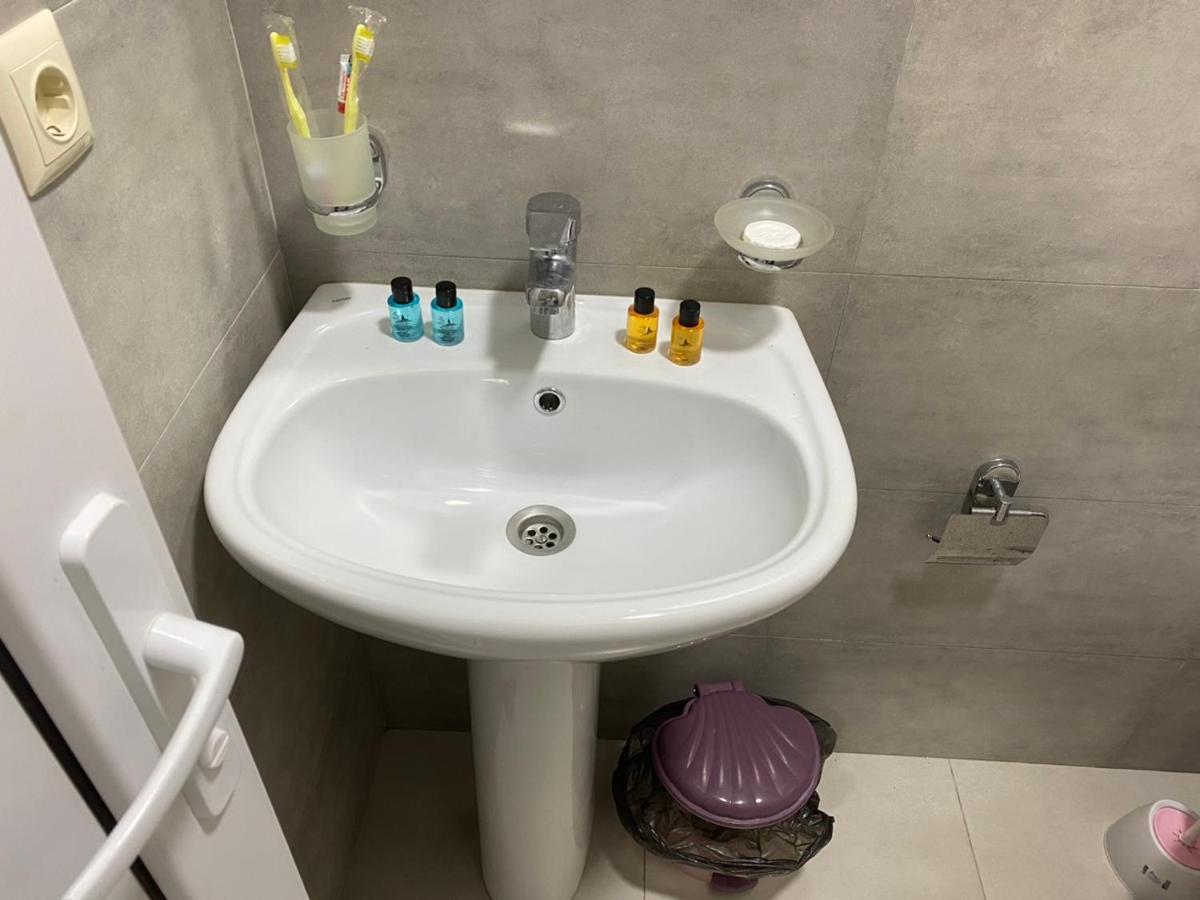 Nira Hotel ゴニオ エクステリア 写真
